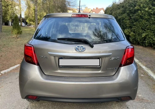 Toyota Yaris cena 45900 przebieg: 182500, rok produkcji 2015 z Starachowice małe 232